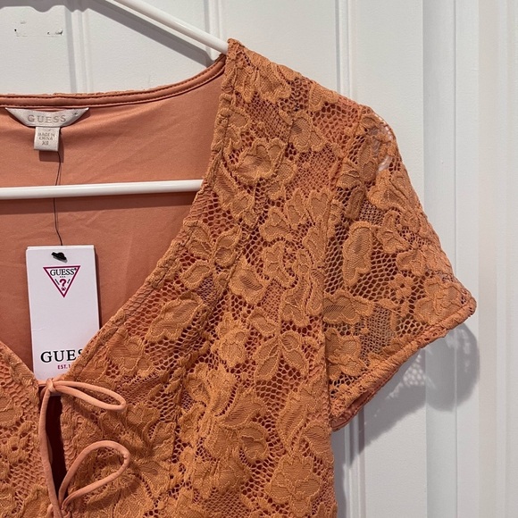 🧁GUESS Orange Floral Lace Mesh Tie Top Coquette Office Spring Cottagecore Boho - Picture 2 of 10